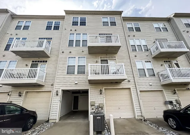 $2,850 | 2574 Eastbourne Drive, Woodbridge, VA 22191