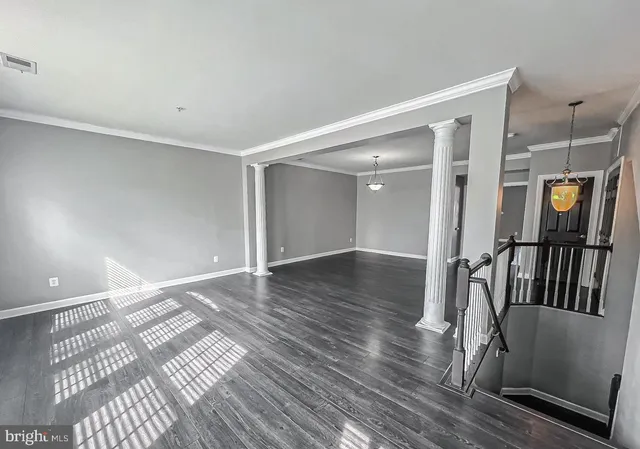 $2,850 | 2574 Eastbourne Drive, Woodbridge, VA 22191