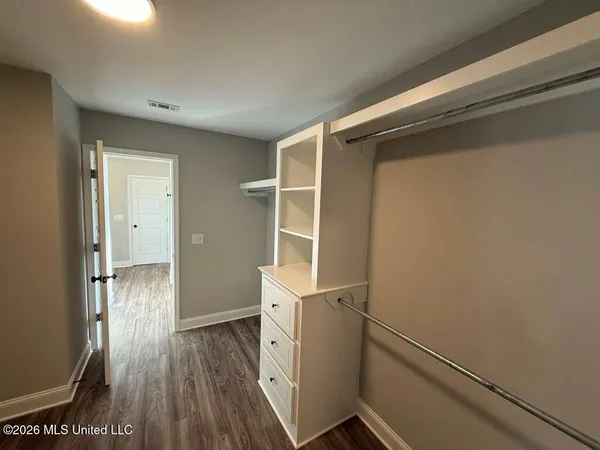 $2,627 | 563 Patrick Farms Drive, Pearl, MS 39208