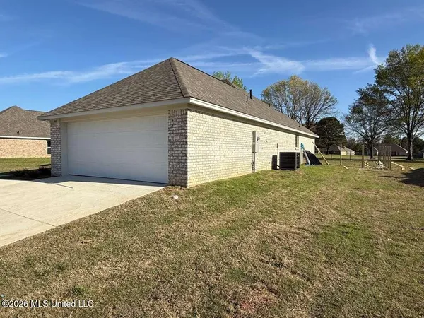 $2,627 | 563 Patrick Farms Drive, Pearl, MS 39208