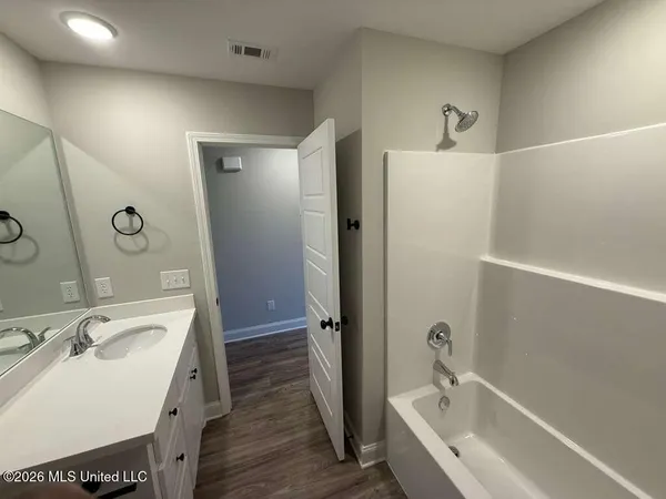 $2,627 | 563 Patrick Farms Drive, Pearl, MS 39208