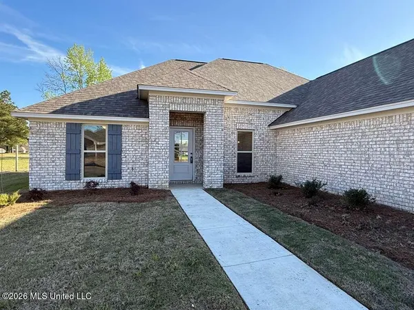 $2,627 | 563 Patrick Farms Drive, Pearl, MS 39208