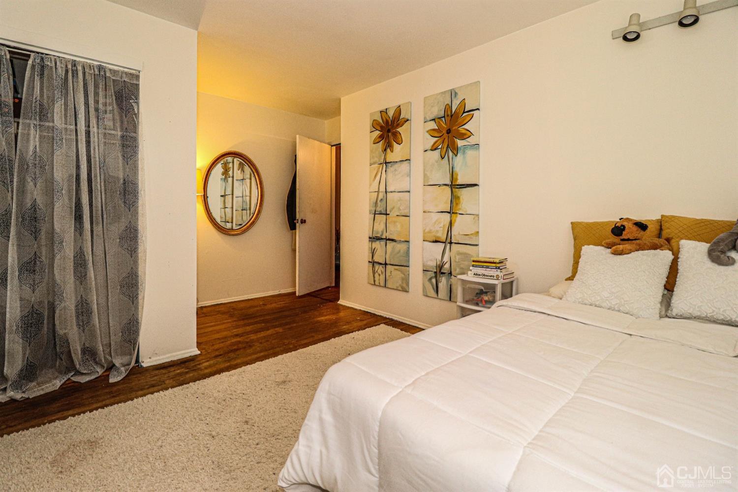 11 Montrose Road Somerset, NJ 08873 - Photo 12 of 13 Gallery Image 12