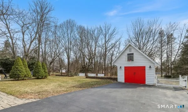 $619,900 | 365 Maple Avenue, Cheshire, CT 06410