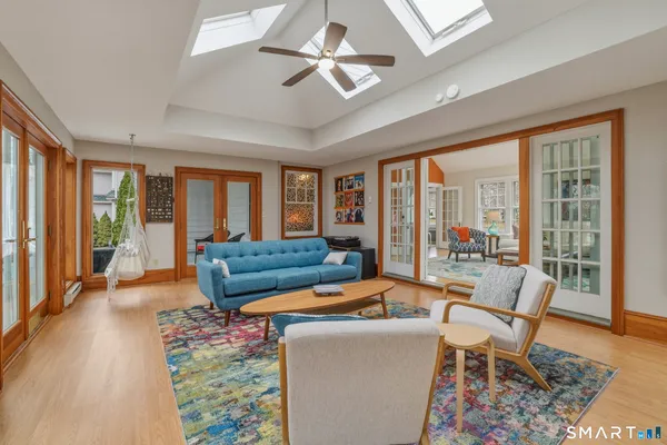 $619,900 | 365 Maple Avenue, Cheshire, CT 06410