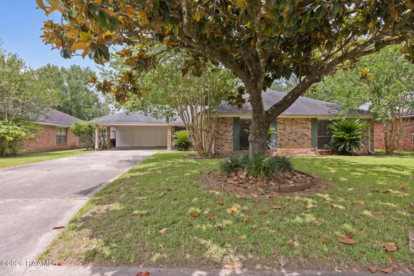 $282,000 | 1102 Broadmoor Boulevard, Lafayette, LA 70503