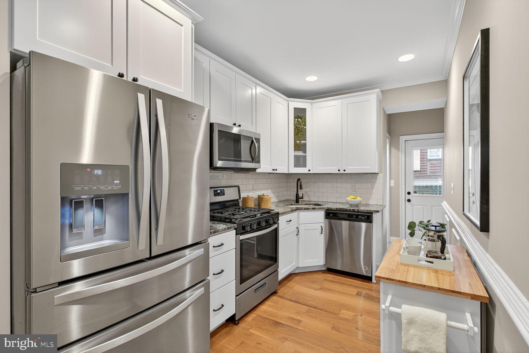 1473 Reynolds Street Baltimore, MD 21230 - Photo 6 of 43