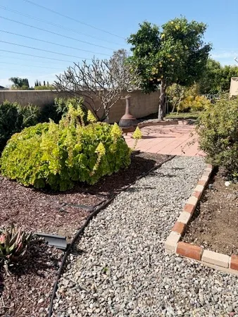 a view of a pathway of a house