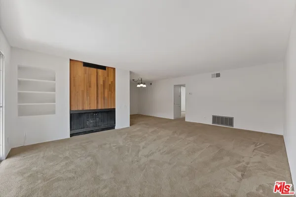 $489,000 | 31525 Lindero Canyon Road, Unit 1, Westlake Village, CA 91361