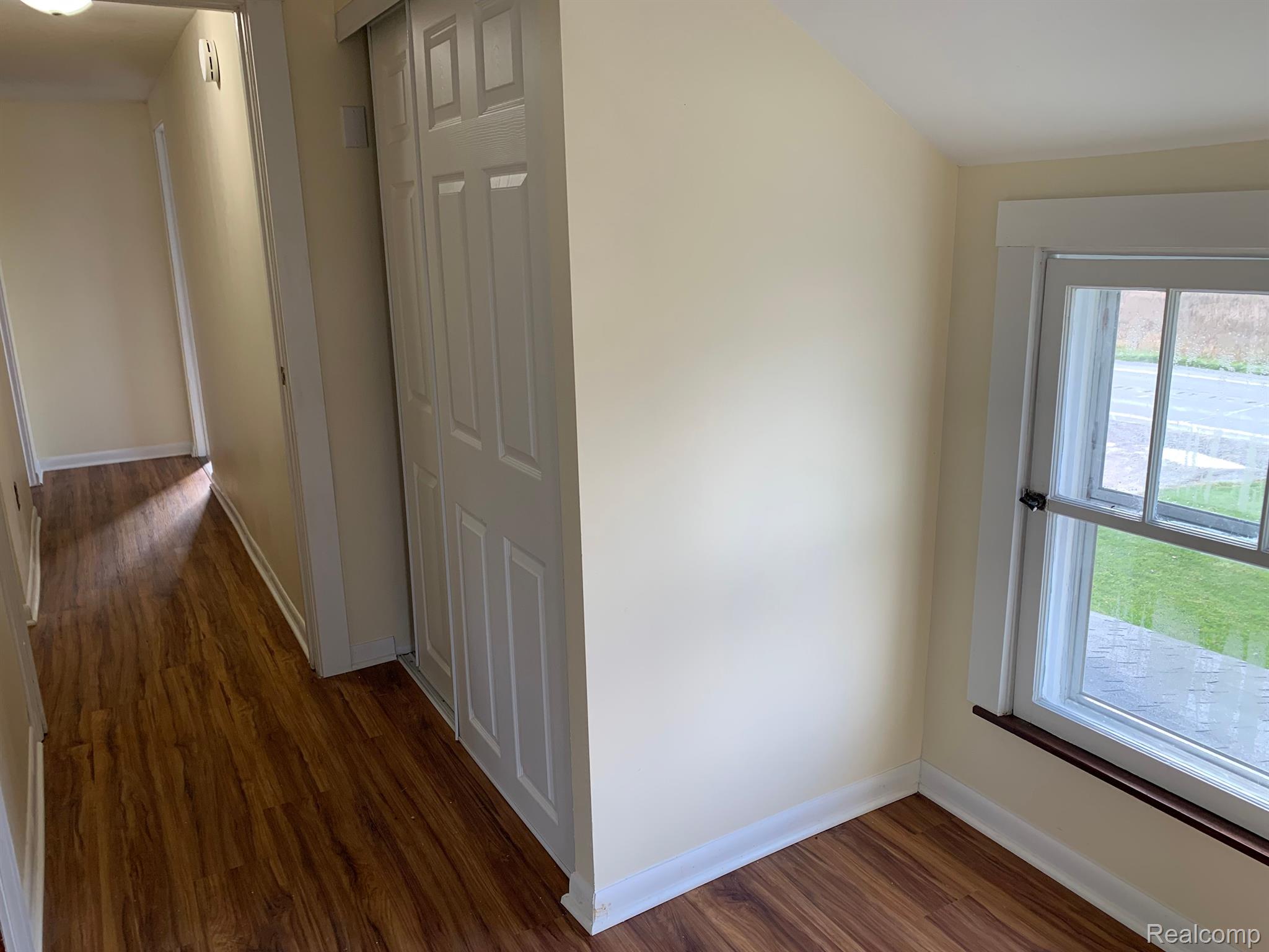 10365 E Road Burt, MI 48417 - Photo 13 of 49 Gallery Image 13
