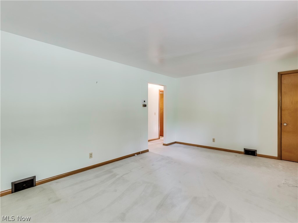 1804 Monument Road Northwest Canton, OH 44709 - Photo 4 of 27 Gallery Image 4