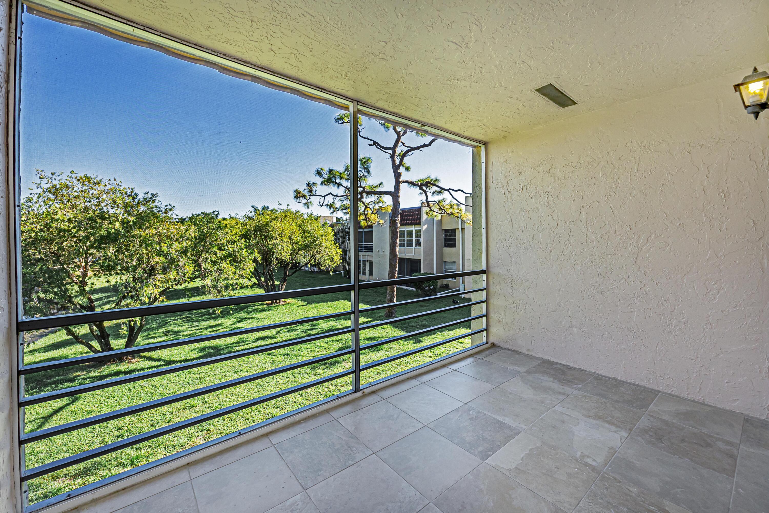 829 Camino Road, Unit 206C Delray Beach, FL 33445 - Photo 6 of 33 tropical lifestyle