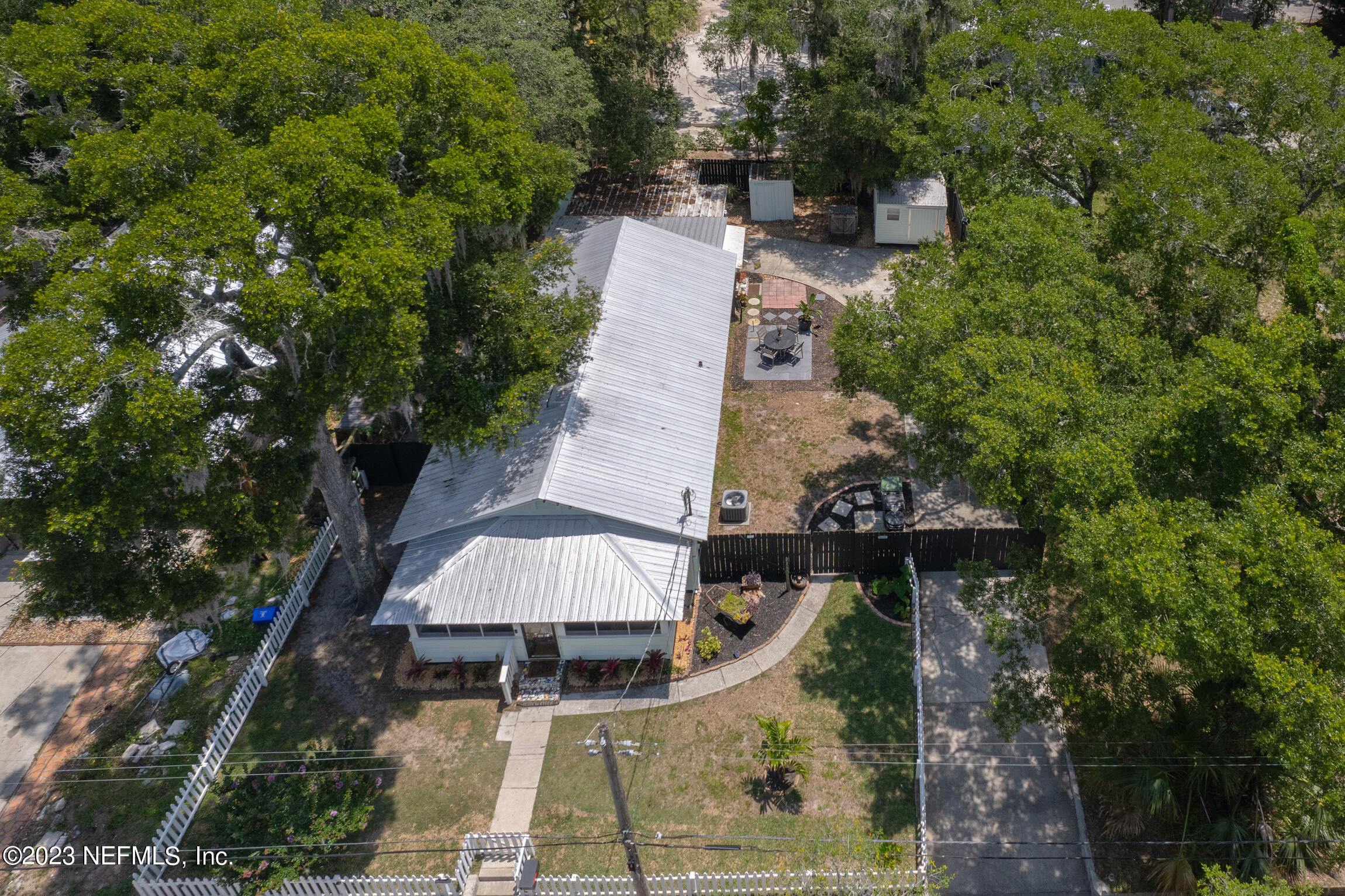 11 Newcomb Street St. Augustine, FL 32084 - Photo 32 of 35 an aerial view of a house