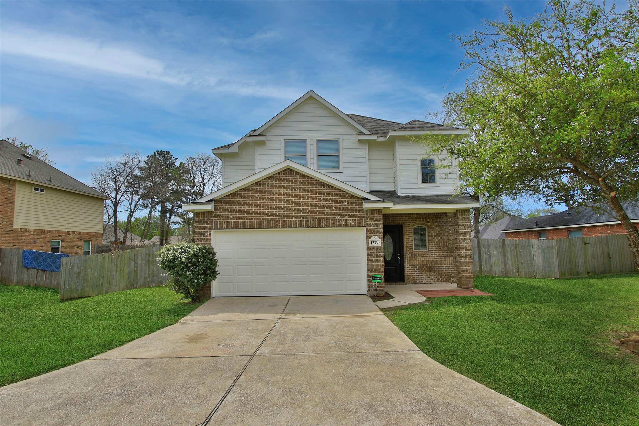 12339 Ridgecrest Drive Willis, TX 77318 - Photo 4 of 49 Gallery Image 4