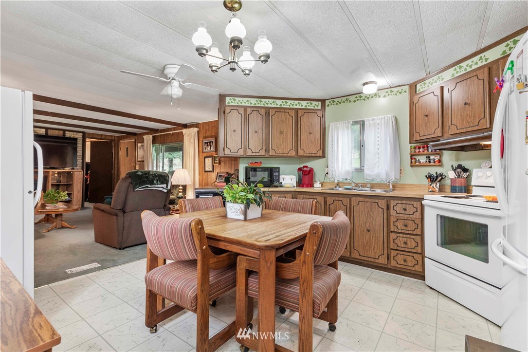 18318 North High Rock Road Monroe, WA 98272 - Photo 7 of 26 Gallery Image 7