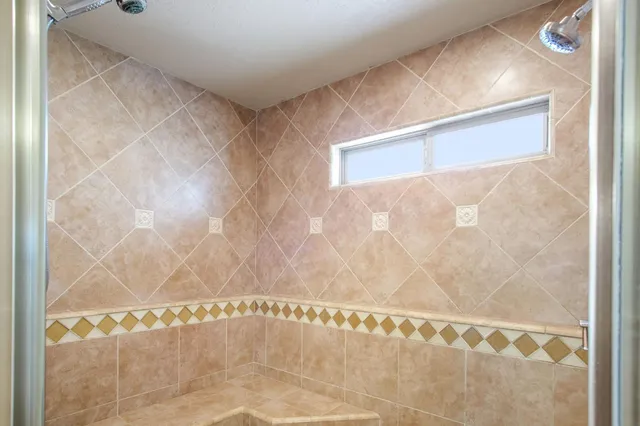 $1,599,999 | 631 East Barnhart Road, Hughson, CA 95326