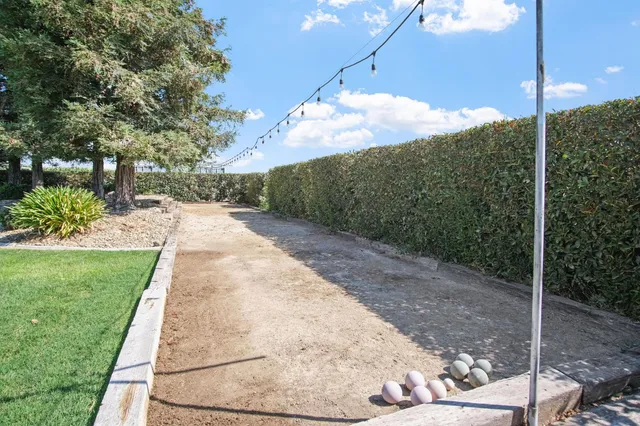 $1,599,999 | 631 East Barnhart Road, Hughson, CA 95326