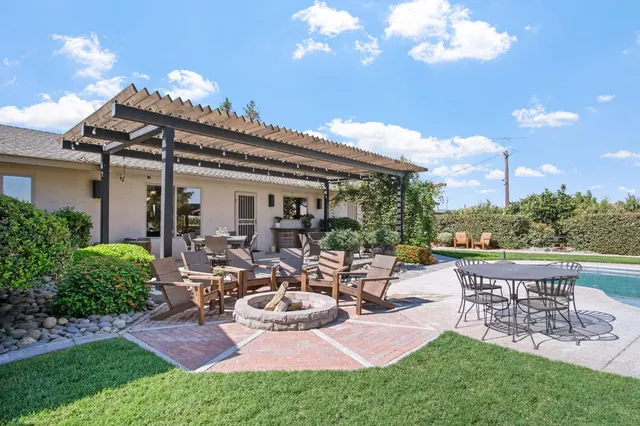 $1,599,999 | 631 East Barnhart Road, Hughson, CA 95326