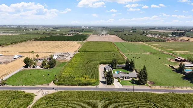 $1,599,999 | 631 East Barnhart Road, Hughson, CA 95326