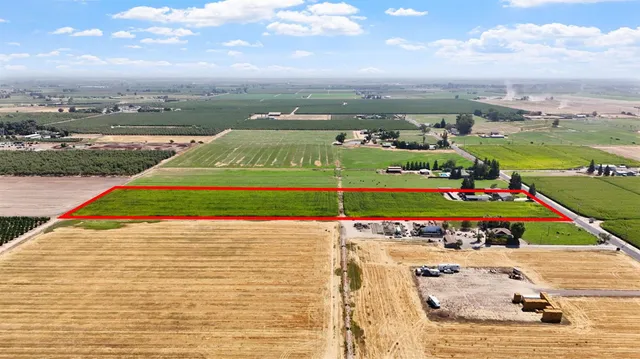 $1,599,999 | 631 East Barnhart Road, Hughson, CA 95326