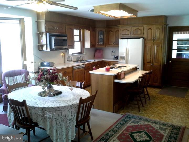 511 Bergey Road Telford, PA 18969 - Photo 7 of 19 Gallery Image 7