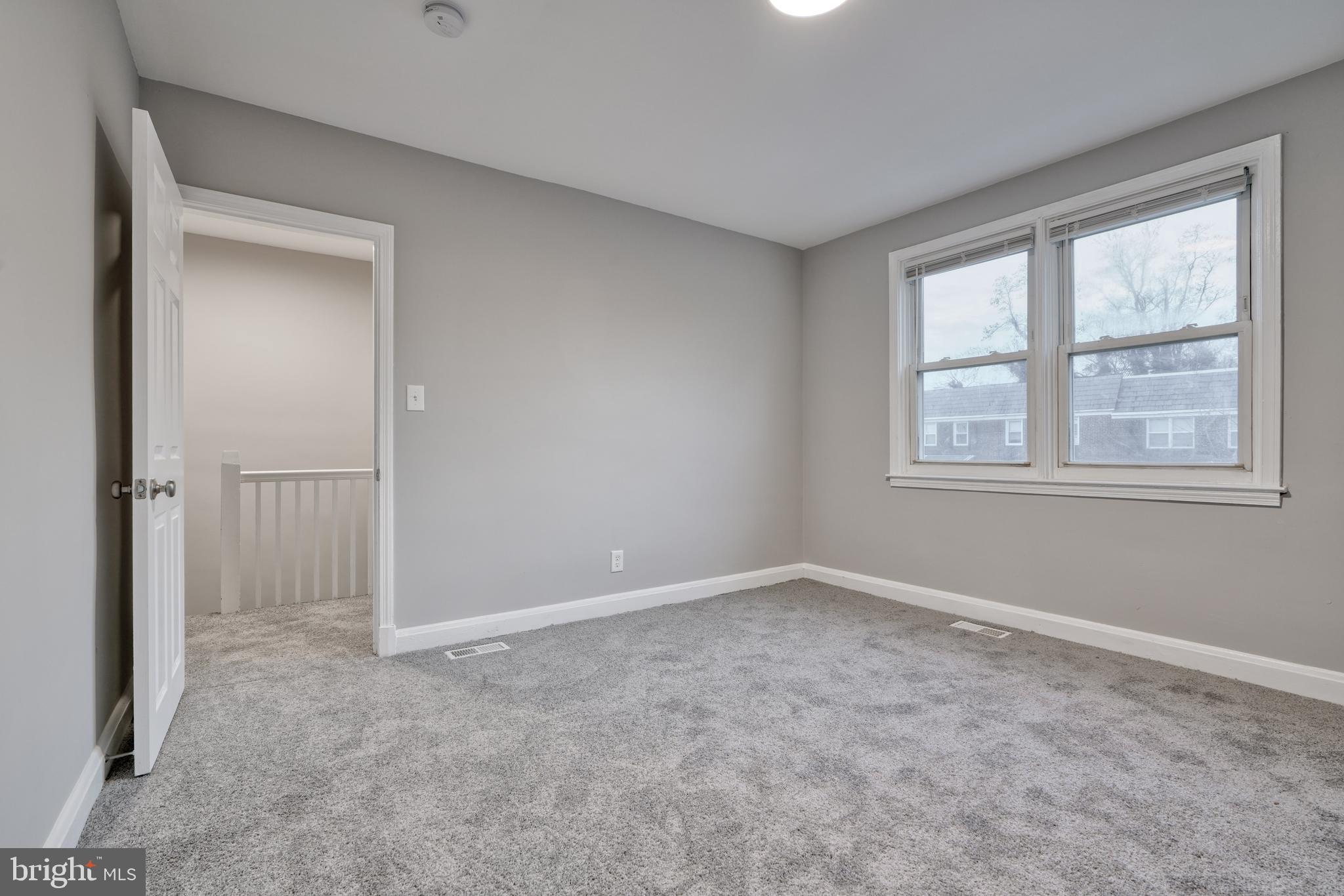 809 Wicklow Road Baltimore, MD 21229 - Photo 14 of 29