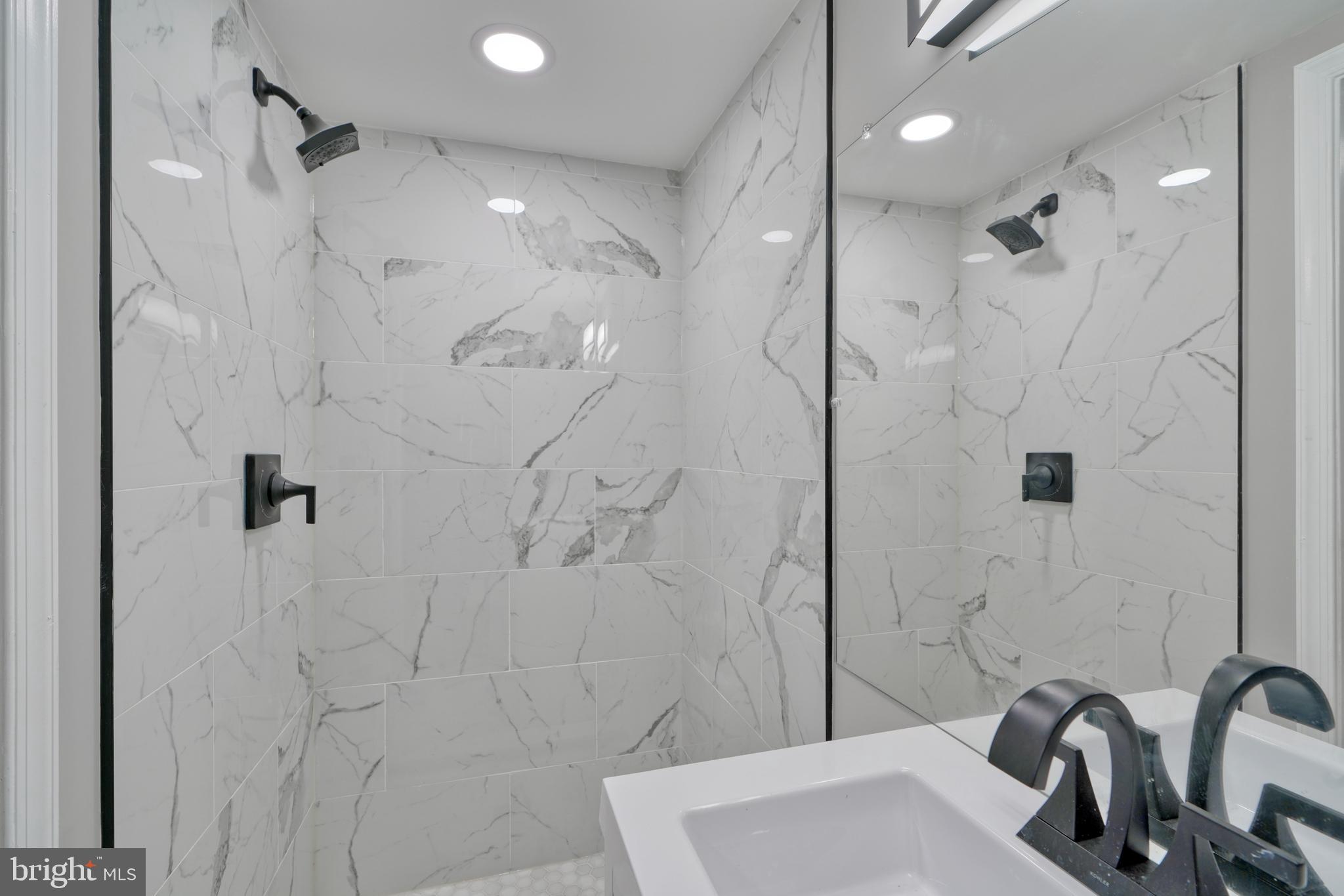 809 Wicklow Road Baltimore, MD 21229 - Photo 22 of 29