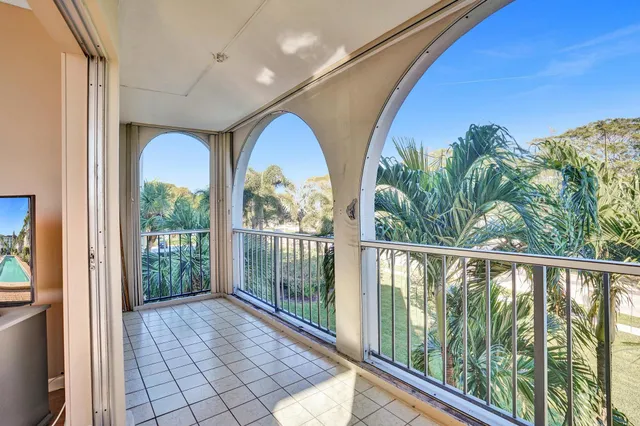 $215,000 | 250 Northeast 20th Street, Unit 3070, Boca Raton, FL 33431