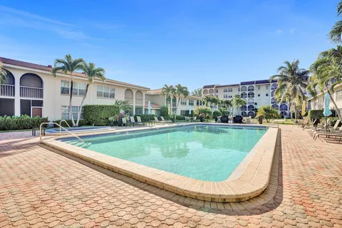 $215,000 | 250 Northeast 20th Street, Unit 3070, Boca Raton, FL 33431
