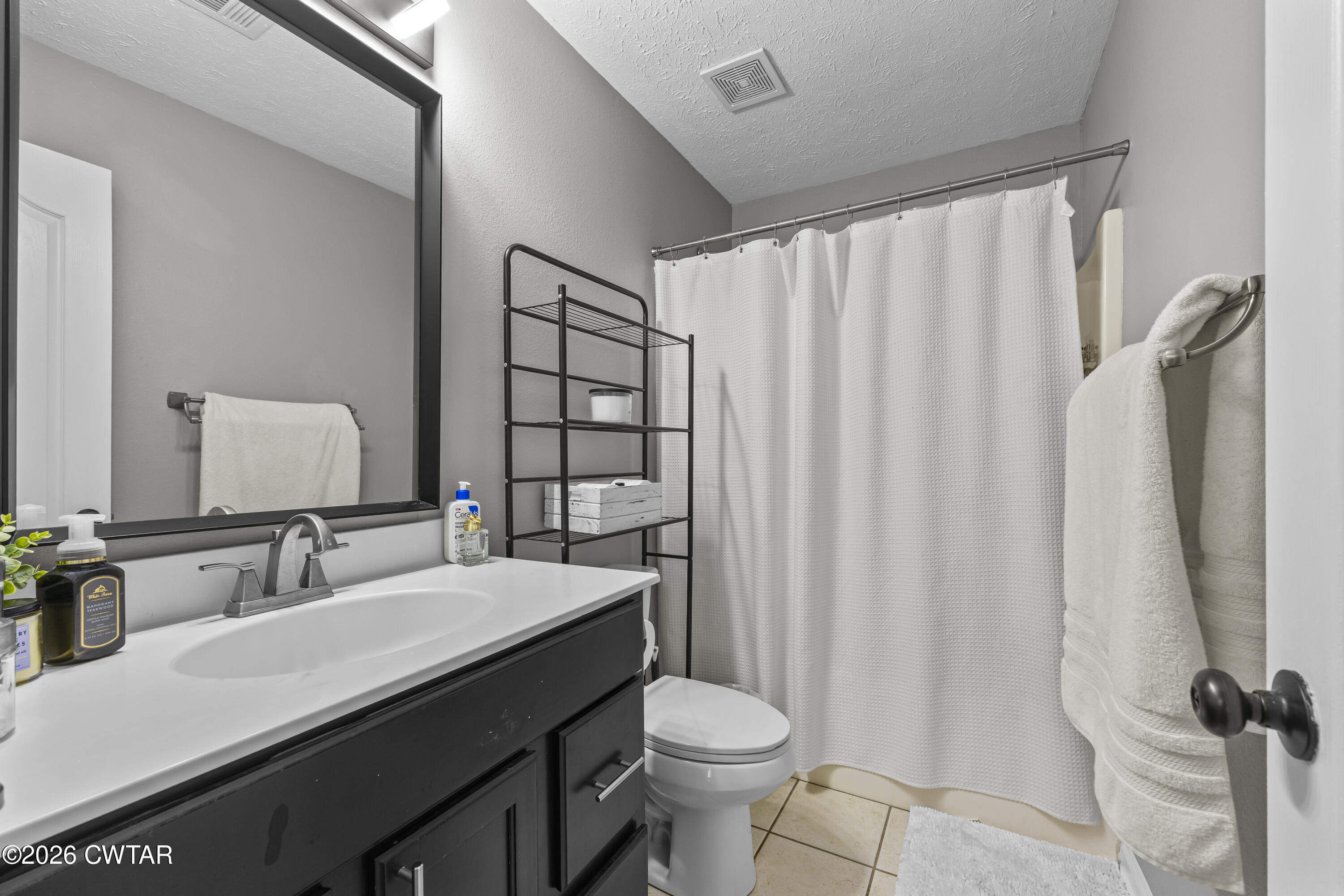 140 R Deloach Road Jackson, TN 38305 - Photo 12 of 19 Bath