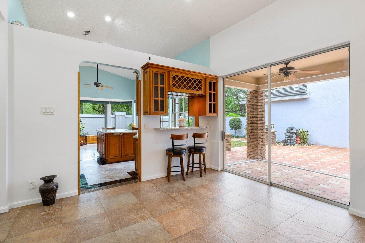 22840 Windsor Wood Court Boca Raton, FL 33433 - Photo 7 of 42 Dining Area -Cov'd Patio