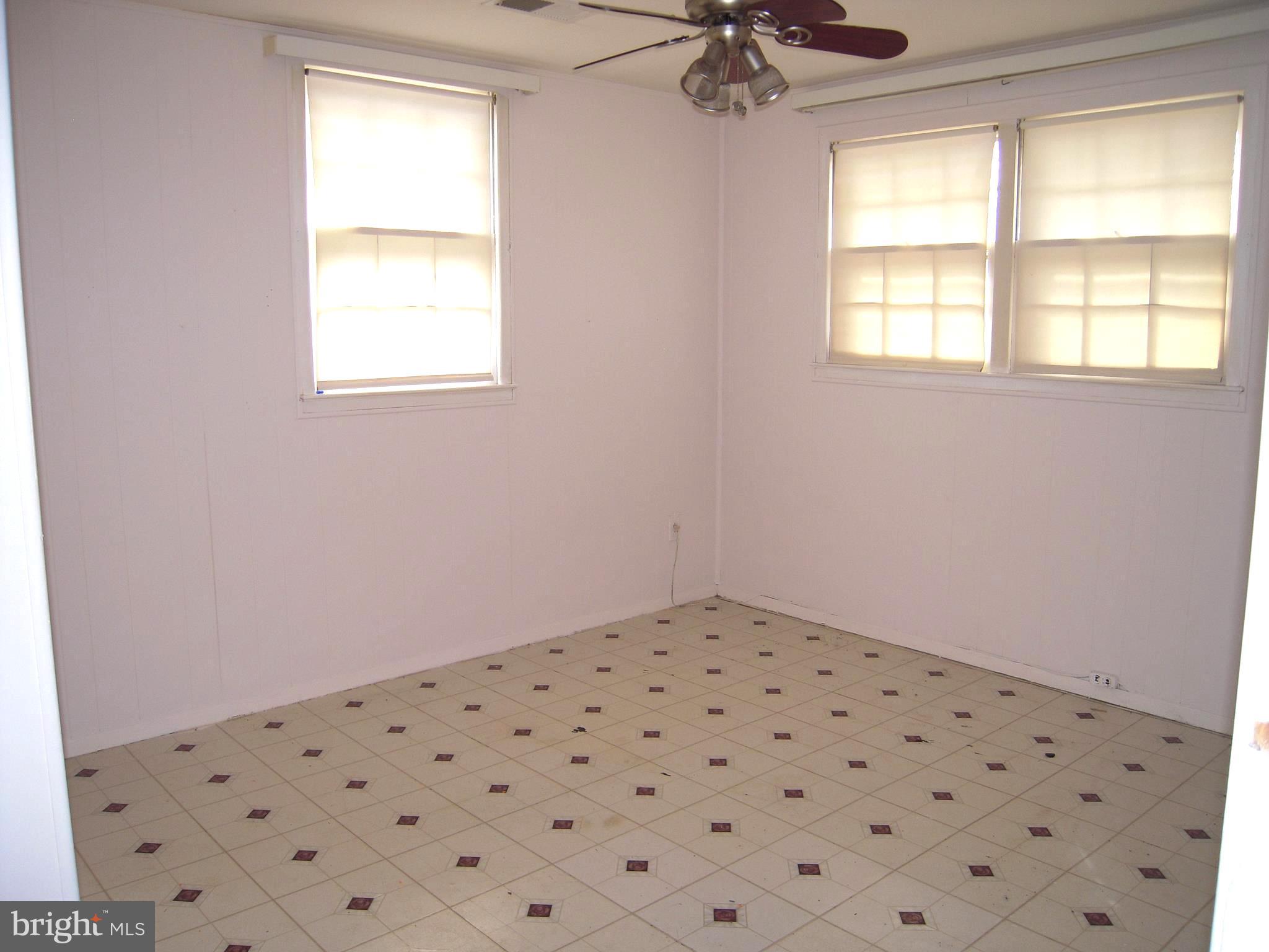 5601 Inverchapel Road Springfield, VA 22151 - Photo 18 of 27 4th Bedroom