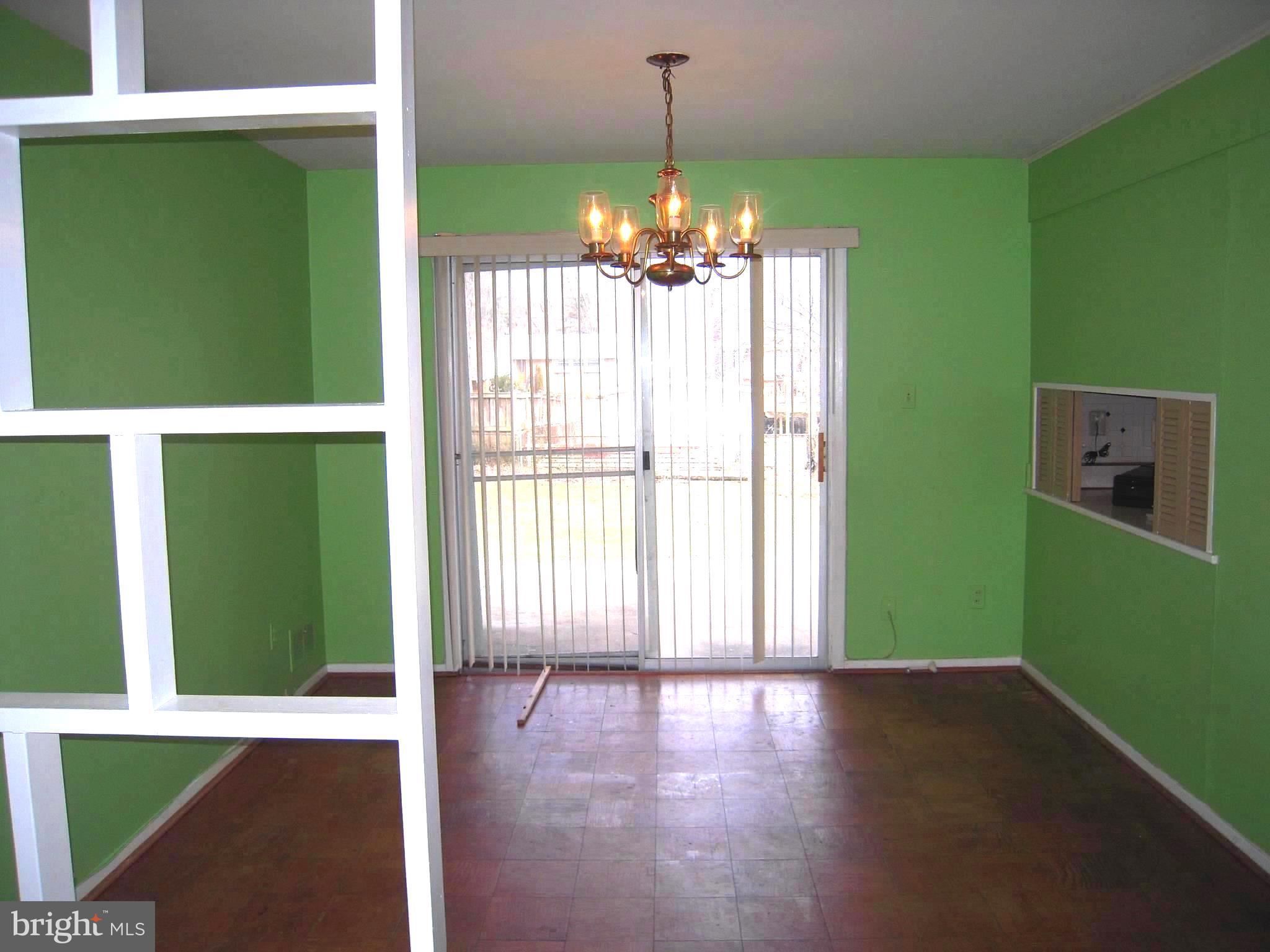 5601 Inverchapel Road Springfield, VA 22151 - Photo 9 of 27 Dining Room