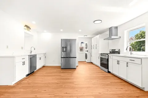 $960,000 | 100 Emerald Street, Malden, MA 02148