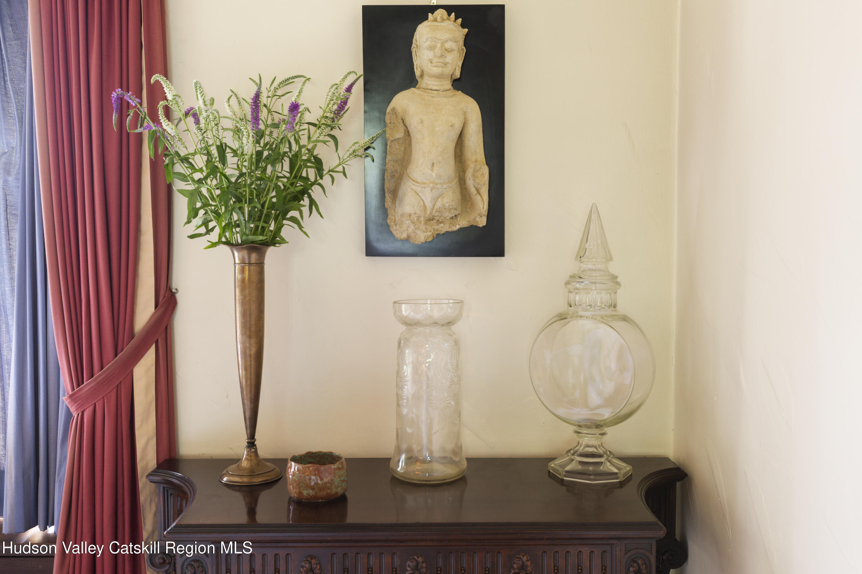 352 Galli Curci Road, Unit ROUTE 49A PAST BELLEAYRE Highmount, NY 12441 - Photo 19 of 50 19_SulMonte_Dining Room Detail