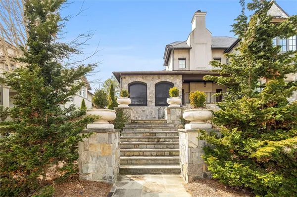 $4,187,500 | 135 North Lake Drive, Sunset, SC 29685