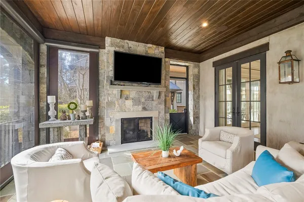 $4,187,500 | 135 North Lake Drive, Sunset, SC 29685