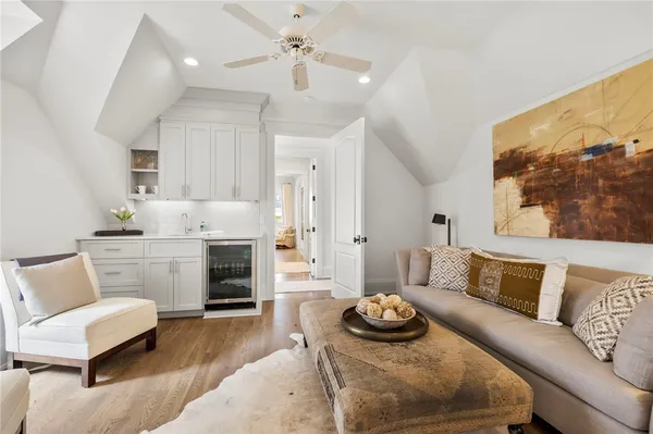 $4,187,500 | 135 North Lake Drive, Sunset, SC 29685