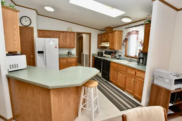 $625,000 | W2229 Bureau Of Indian Affairs Route 612, Keshena, WI 54135