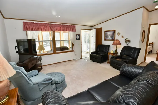 $625,000 | W2229 Bureau Of Indian Affairs Route 612, Keshena, WI 54135