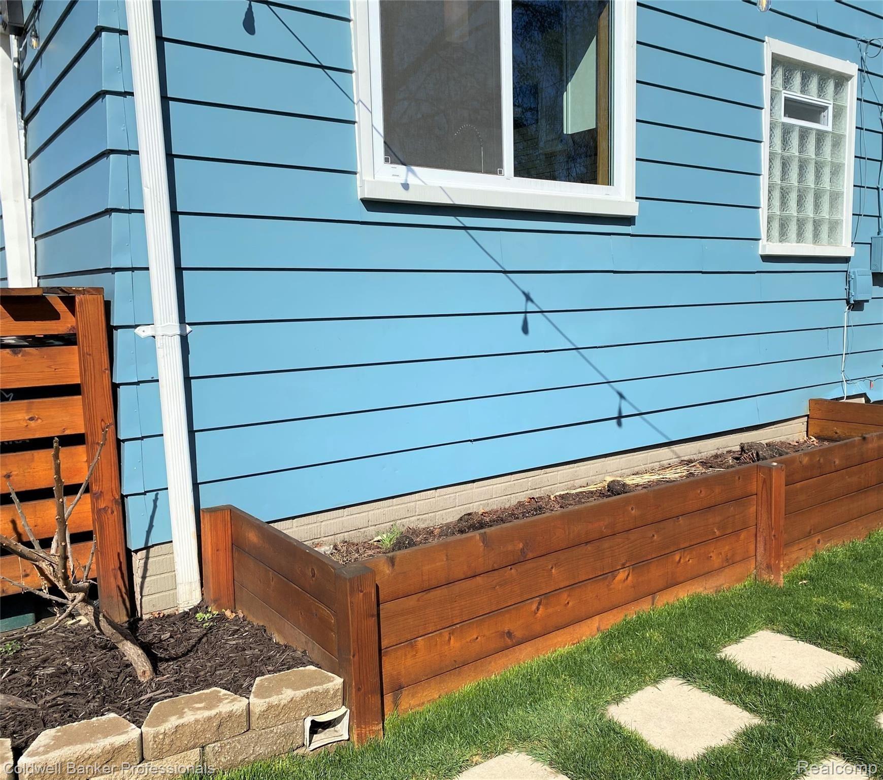 1930 Leitch Road Ferndale, MI 48220 - Photo 23 of 39 Planter in backyard ready for vegetables or flowers, you choose