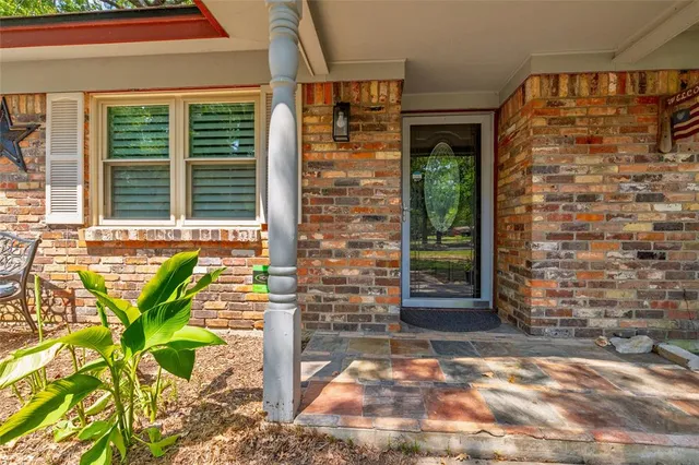 $382,000 | 637 Post Oak Drive, Hurst, TX 76053