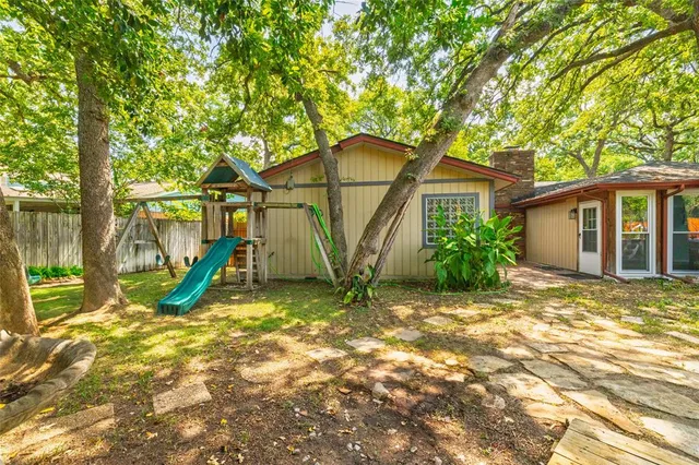 $382,000 | 637 Post Oak Drive, Hurst, TX 76053