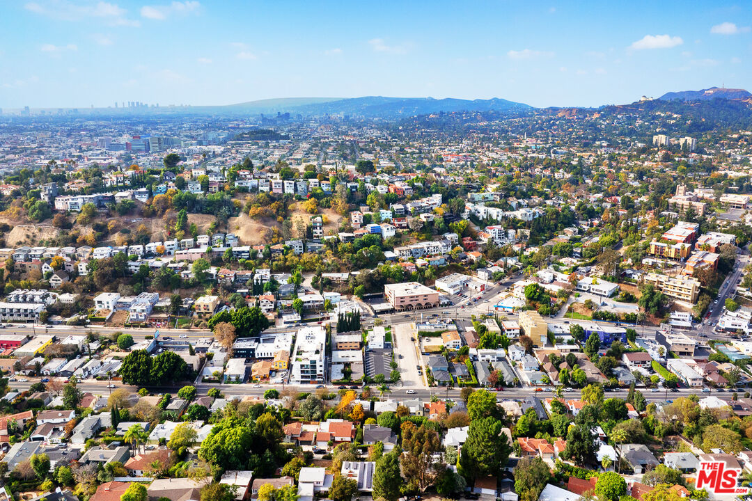 2415 Griffith Park Boulevard Los Angeles, CA 90039 - Photo 24 of 25