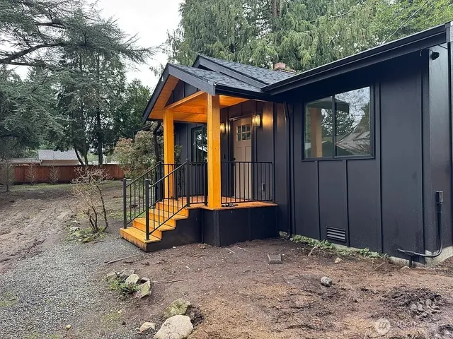 $2,995 | 209 Southwest 132nd Street, Burien, WA 98146