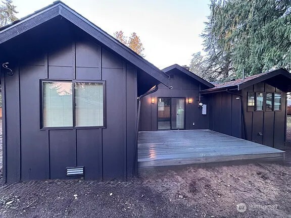 209 Southwest 132nd Street Burien, WA 98146 - Photo 2 of 13