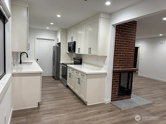 209 Southwest 132nd Street Burien, WA 98146 - Photo 4 of 13