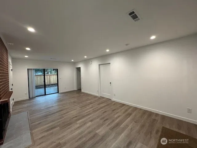 $2,995 | 209 Southwest 132nd Street, Burien, WA 98146