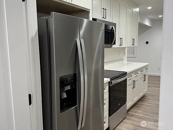 $2,995 | 209 Southwest 132nd Street, Burien, WA 98146