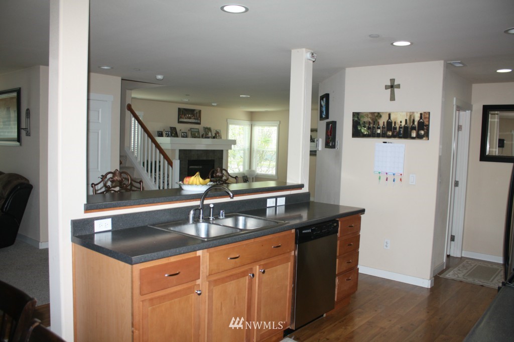 3080 Walker Road DuPont, WA 98327 - Photo 11 of 25